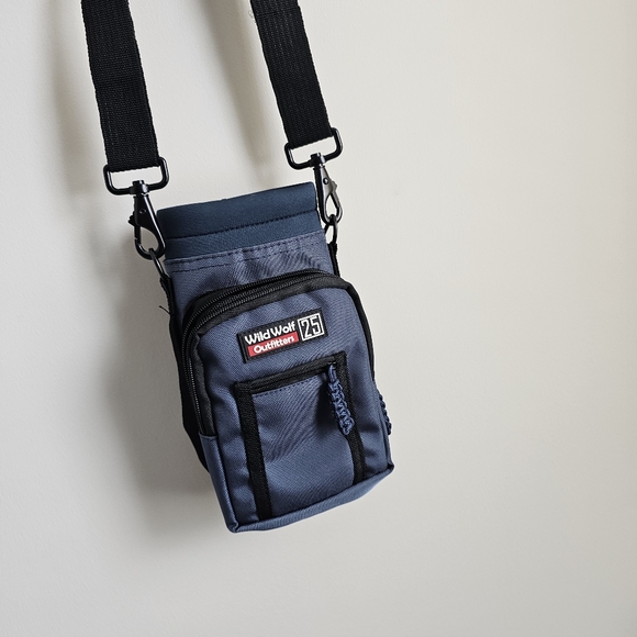 Wild Wolf Outfitters Water Bottle Holder for 32oz Bottles Blue - Carry, Protect - Picture 12 of 16